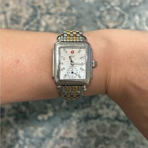 Used with minor scratches. Originally purchased in 2018. With additional links!